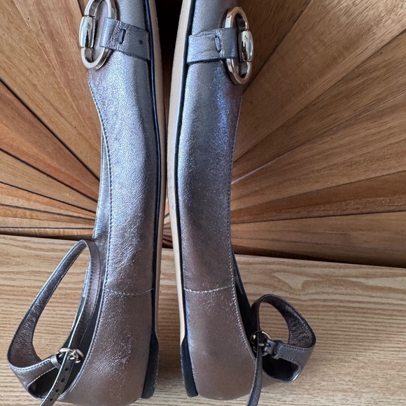 Gucci Horsebit Women 7B Ballet Flats Shoes Bronze Pewter Ankle Strap Mary Jane - Picture 11 of 11